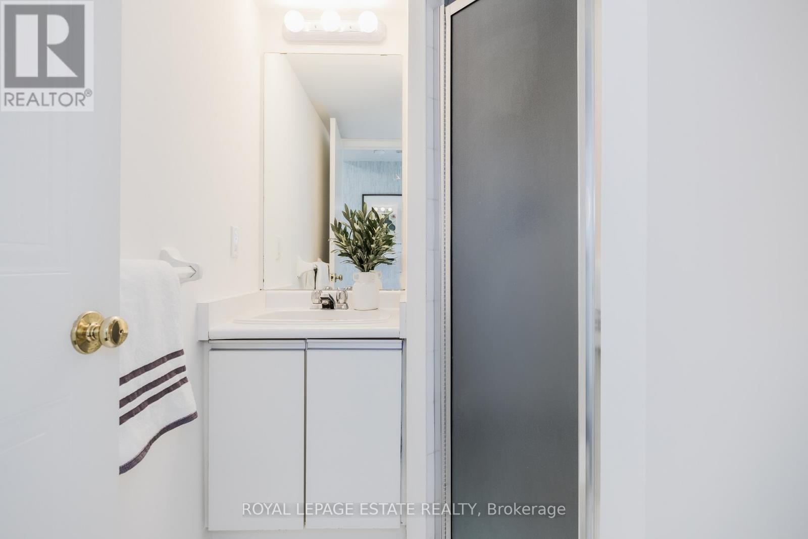 1903 - 3 Hickory Tree Road, Toronto, Ontario  M9N 3W5 - Photo 29 - W12487036