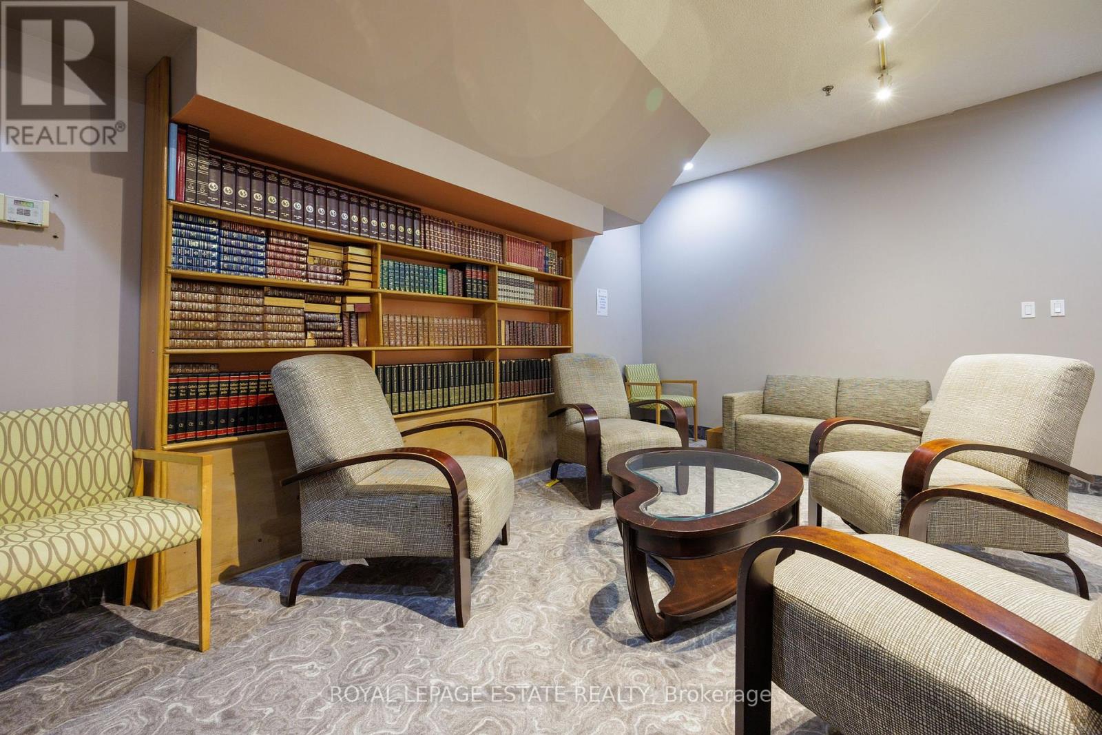 1903 - 3 Hickory Tree Road, Toronto, Ontario  M9N 3W5 - Photo 33 - W12487036