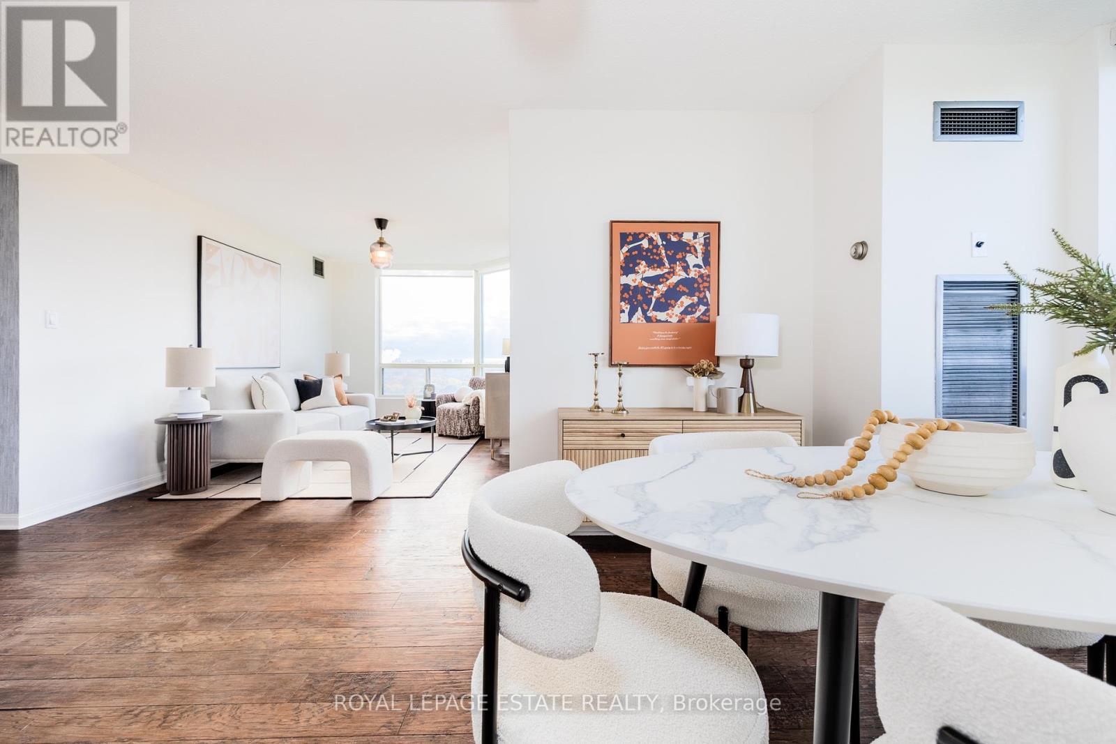 1903 - 3 Hickory Tree Road, Toronto, Ontario  M9N 3W5 - Photo 7 - W12487036