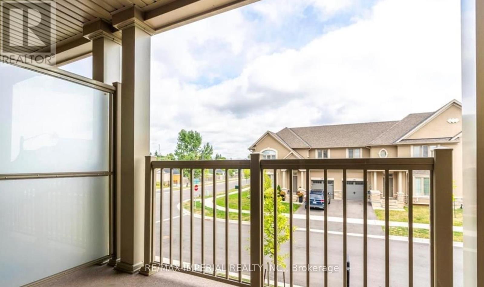 2299 Natasha Circle, Oakville, Ontario  L6M 1P3 - Photo 11 - W12487040