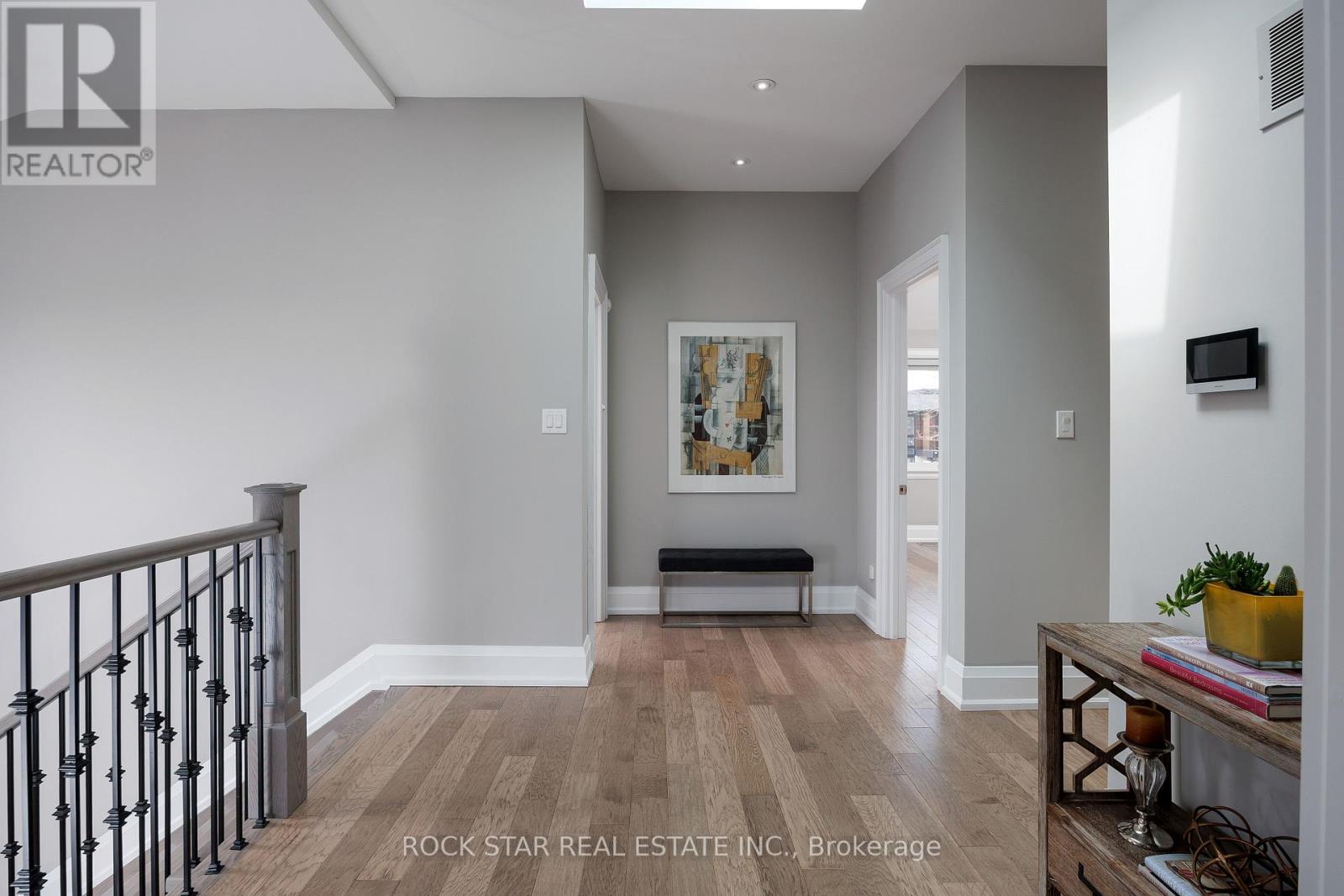 443 Seabourne Drive, Oakville, Ontario  L6L 4E9 - Photo 32 - W12487056