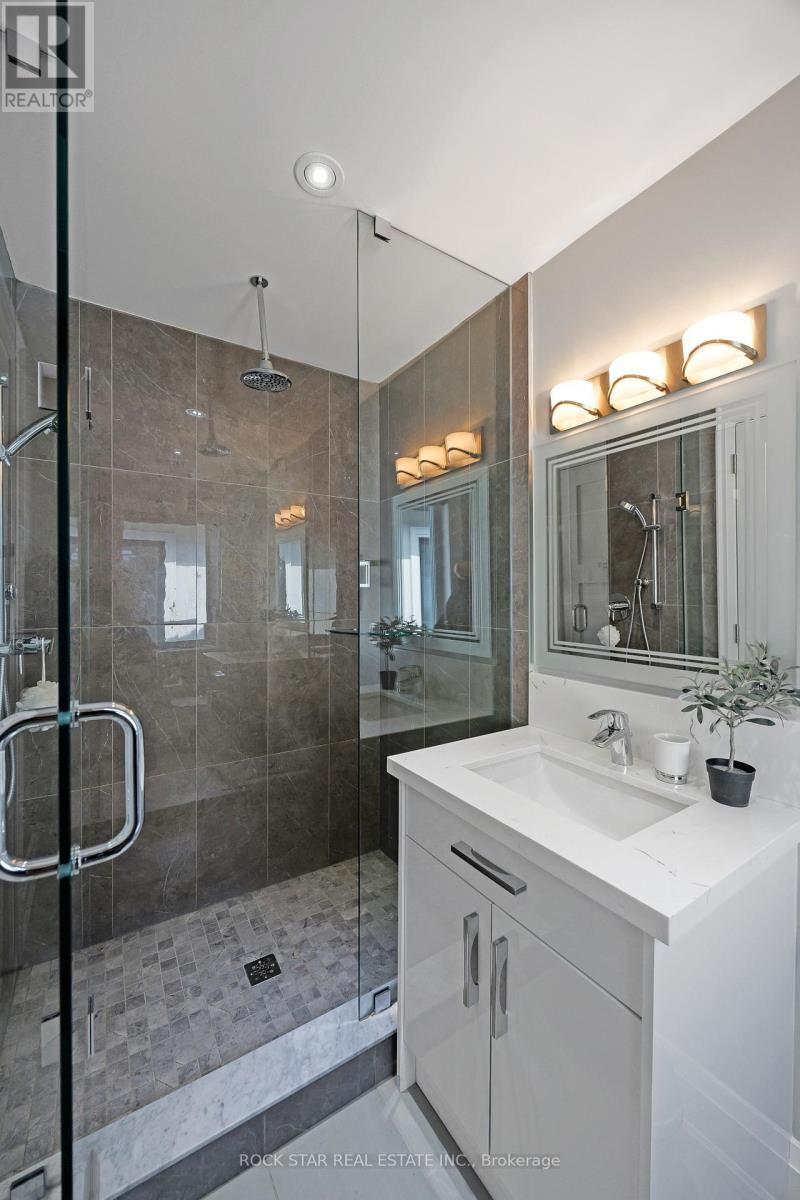 443 Seabourne Drive, Oakville, Ontario  L6L 4E9 - Photo 43 - W12487056