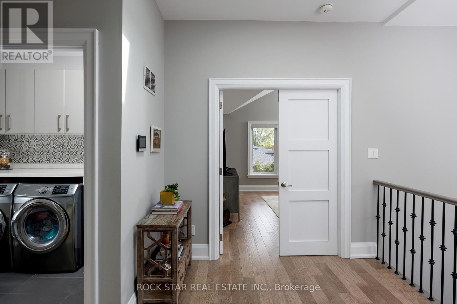 443 Seabourne Drive, Oakville, Ontario  L6L 4E9 - Photo 45 - W12487056