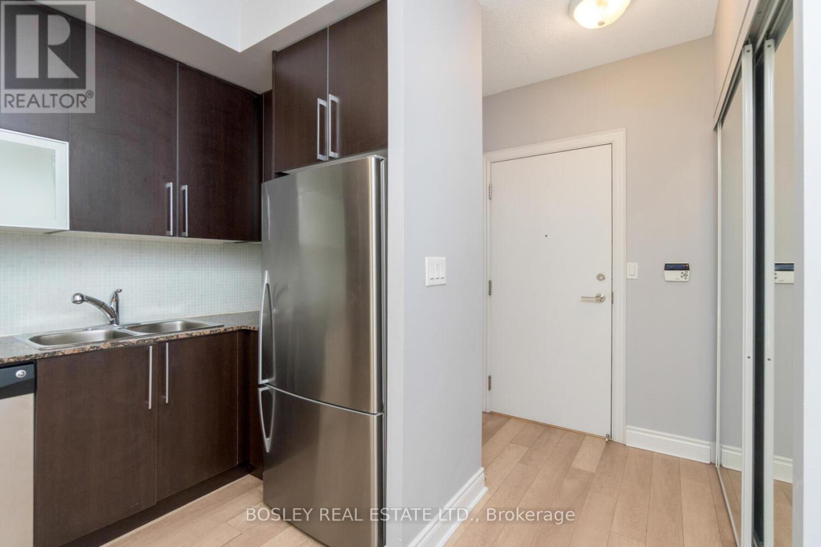 220 - 16 Brookers Lane, Toronto, Ontario  M8V 0A5 - Photo 15 - W12487063