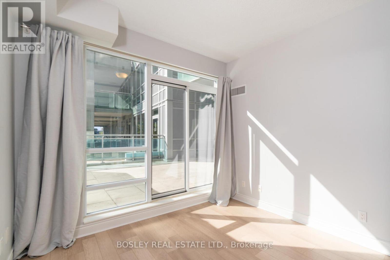 220 - 16 Brookers Lane, Toronto, Ontario  M8V 0A5 - Photo 19 - W12487063