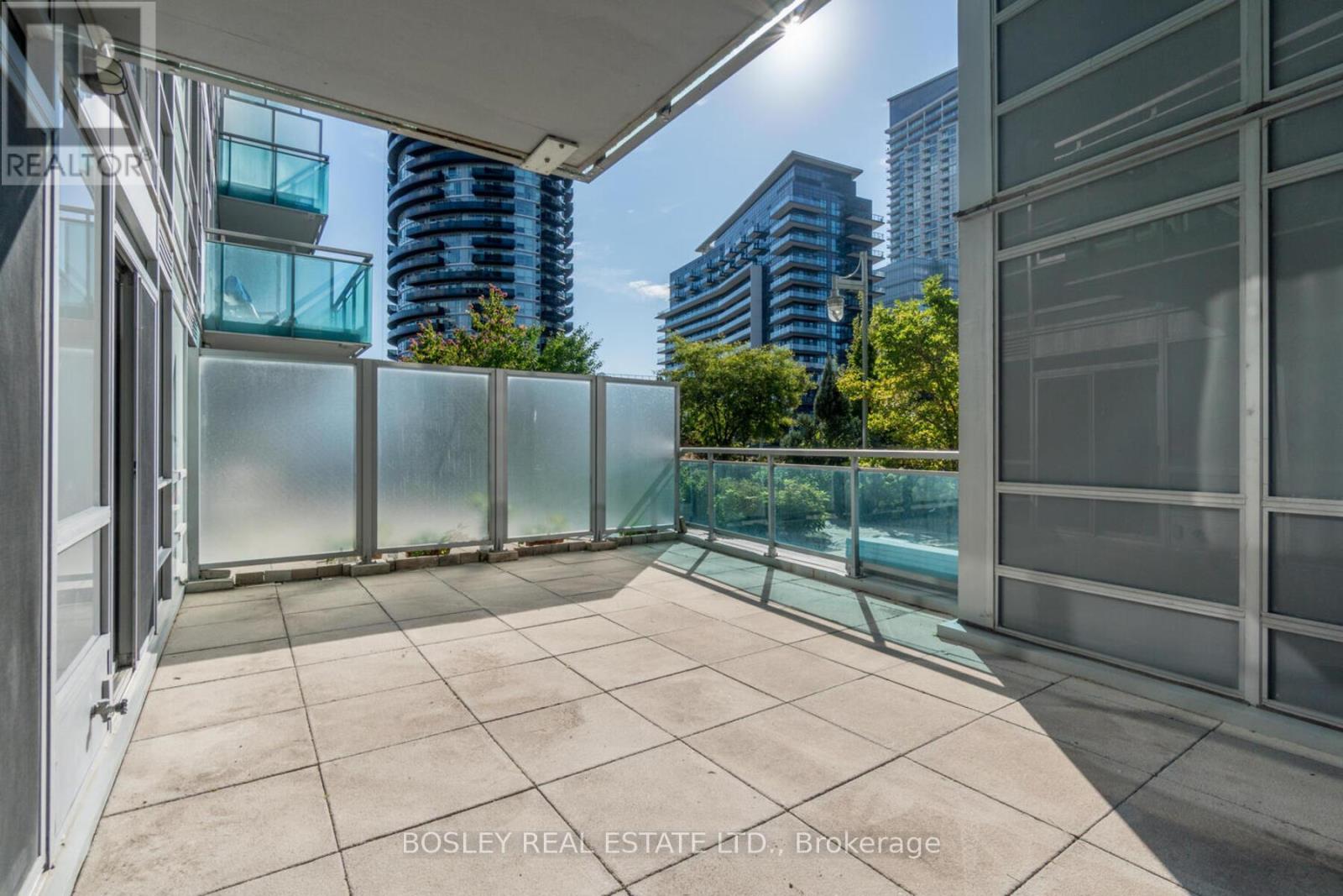 220 - 16 Brookers Lane, Toronto, Ontario  M8V 0A5 - Photo 3 - W12487063