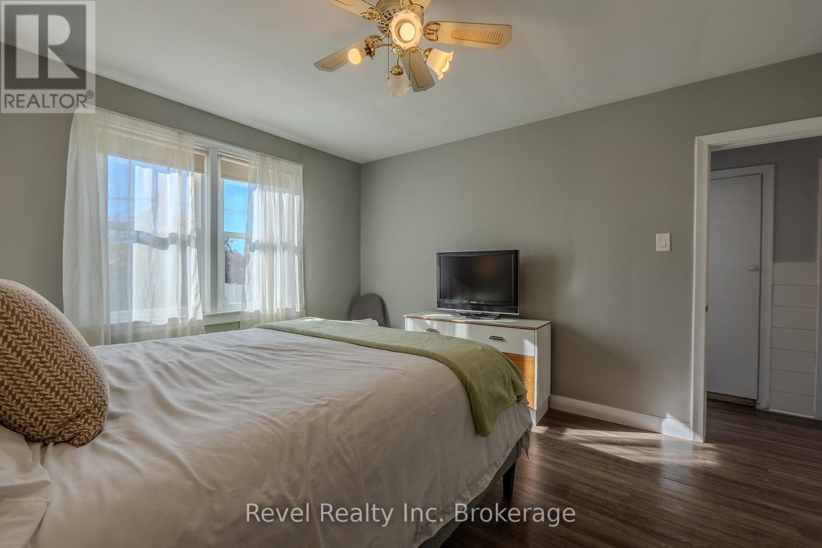 825 Mcintyre Street E, North Bay, Ontario P1B 1E9 - Photo 21 - X12487075