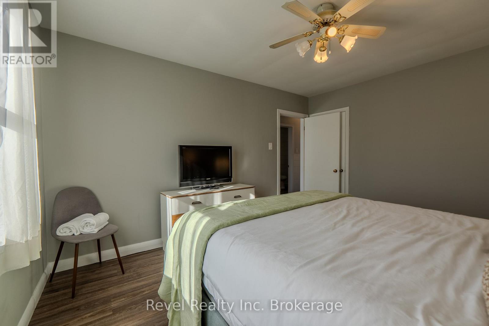 825 Mcintyre Street E, North Bay, Ontario P1B 1E9 - Photo 22 - X12487075