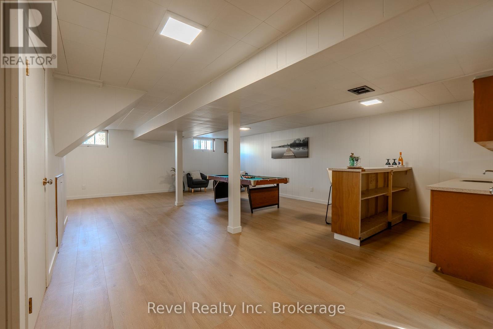 825 Mcintyre Street E, North Bay, Ontario P1B 1E9 - Photo 34 - X12487075