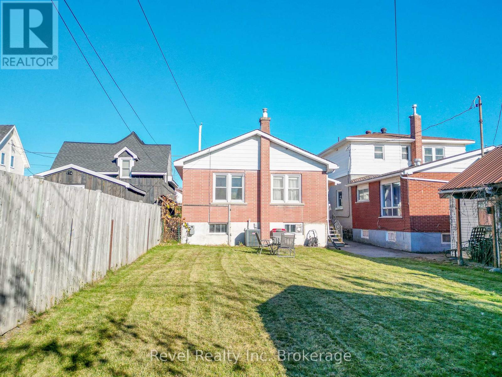 825 Mcintyre Street E, North Bay, Ontario P1B 1E9 - Photo 39 - X12487075
