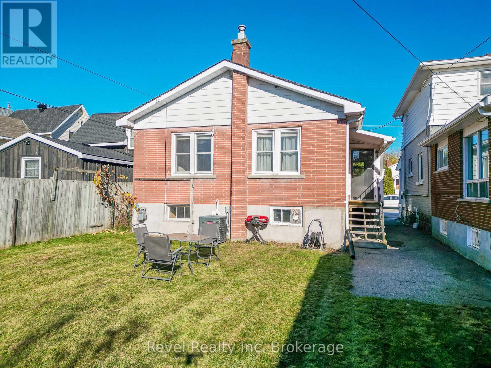 825 Mcintyre Street E, North Bay, Ontario P1B 1E9 - Photo 41 - X12487075