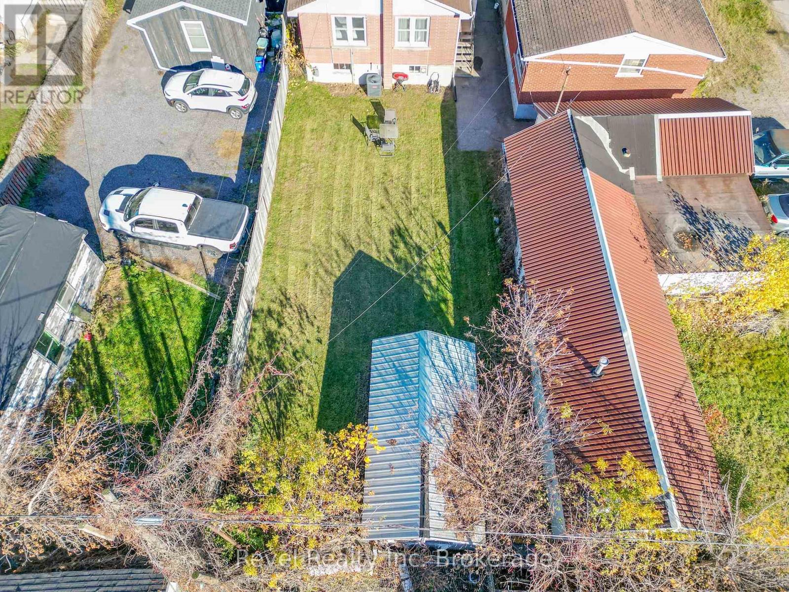 825 Mcintyre Street E, North Bay, Ontario P1B 1E9 - Photo 42 - X12487075