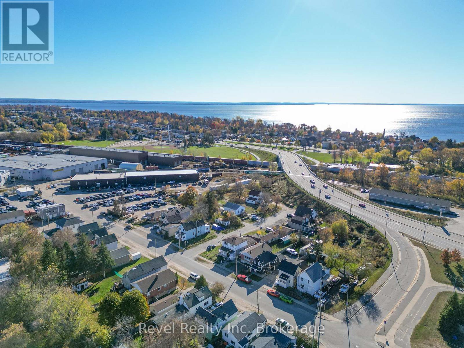 825 Mcintyre Street E, North Bay, Ontario P1B 1E9 - Photo 47 - X12487075