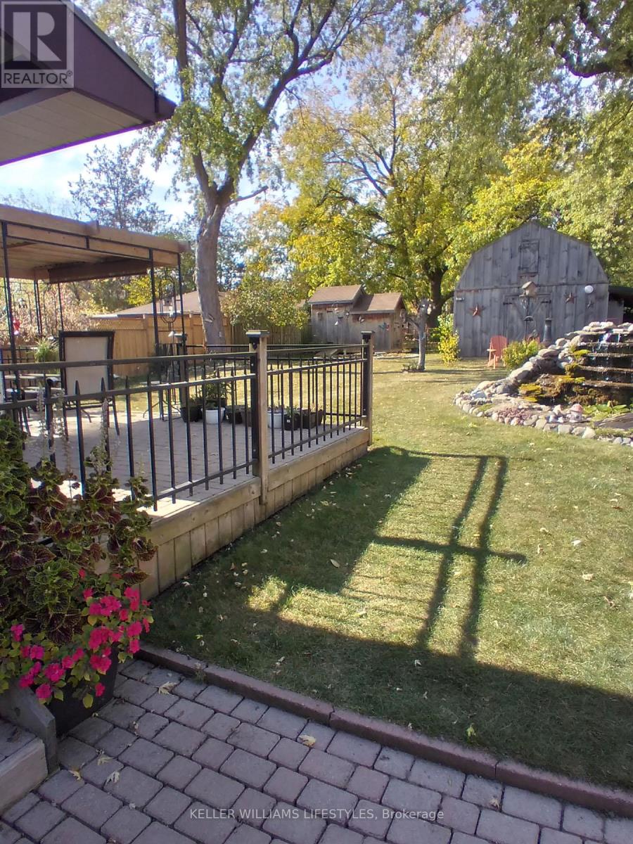 315 Fairview Avenue, London South, Ontario  N6C 4V1 - Photo 35 - X12481532
