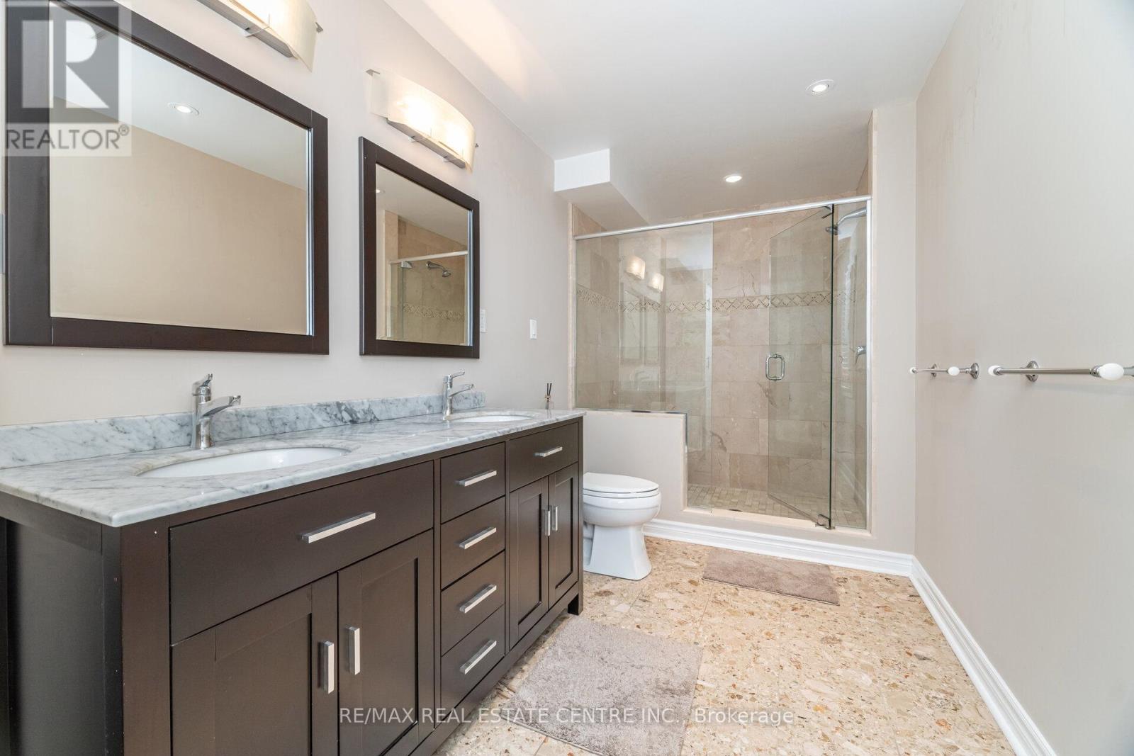 327 Cavendish Drive, Hamilton, Ontario  L9G 3Z1 - Photo 25 - X12485931