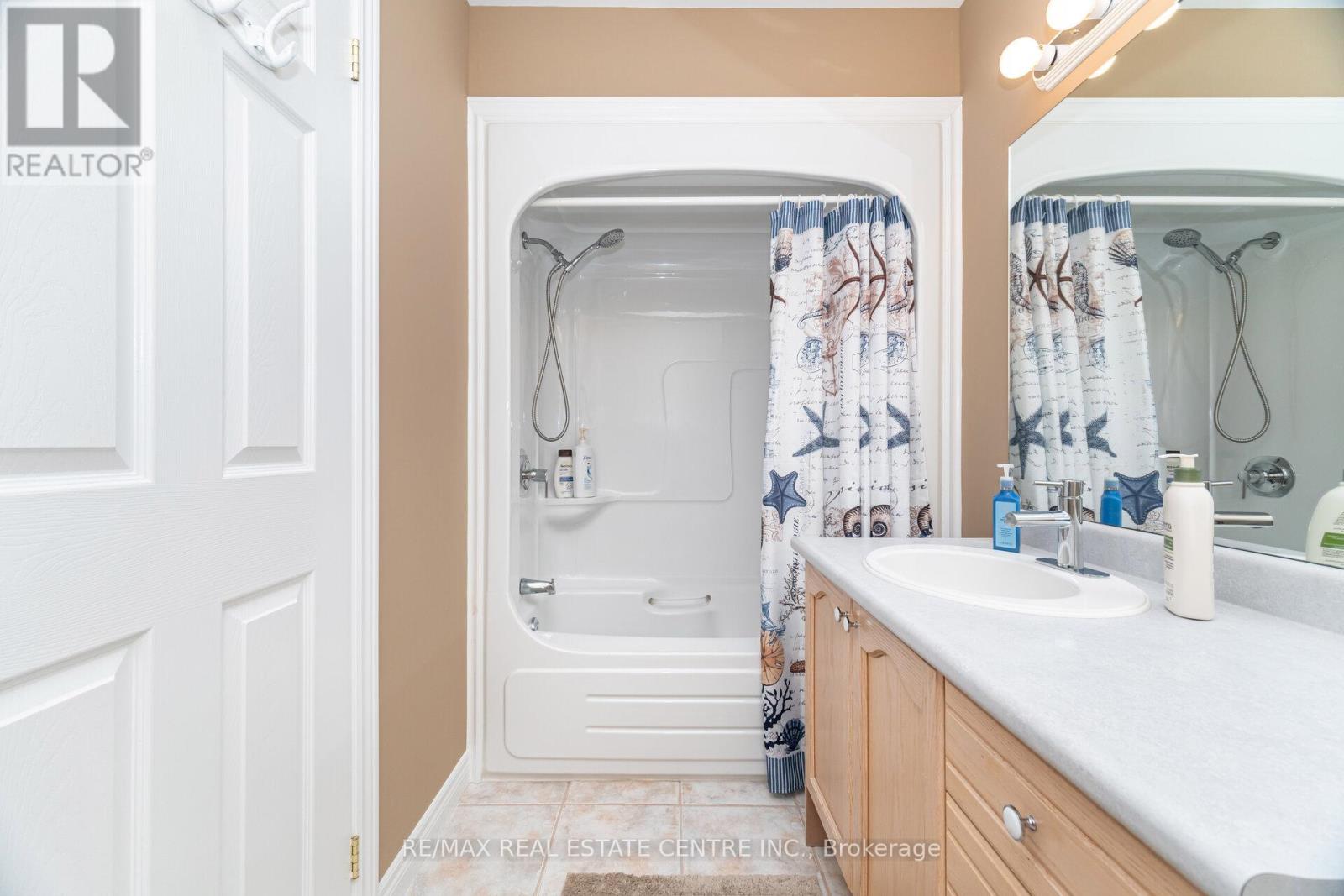 327 Cavendish Drive, Hamilton, Ontario  L9G 3Z1 - Photo 32 - X12485931