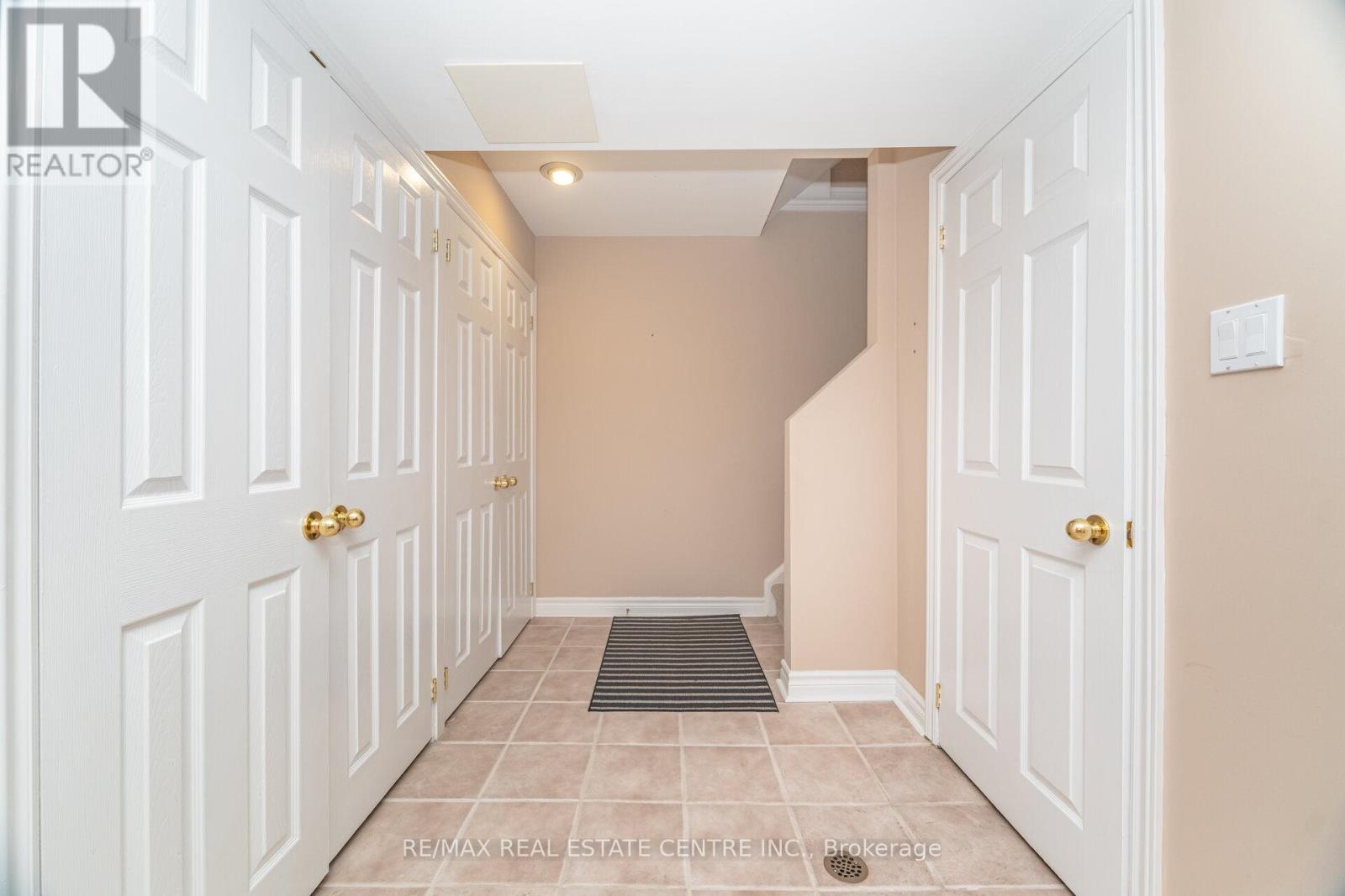 327 Cavendish Drive, Hamilton, Ontario  L9G 3Z1 - Photo 33 - X12485931