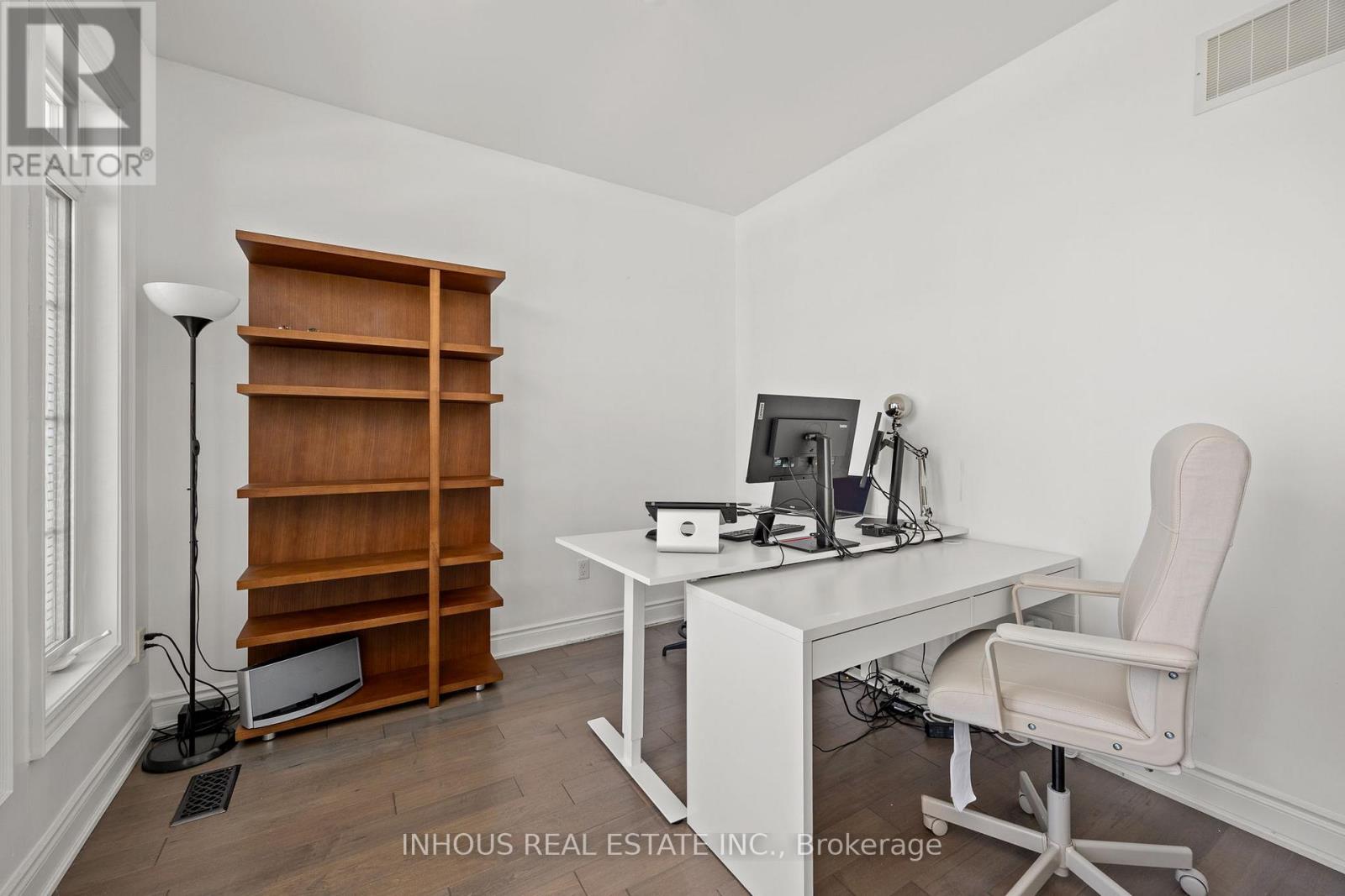 105 Johnson Drive, Shelburne, Ontario  L9V 3V9 - Photo 23 - X12487061