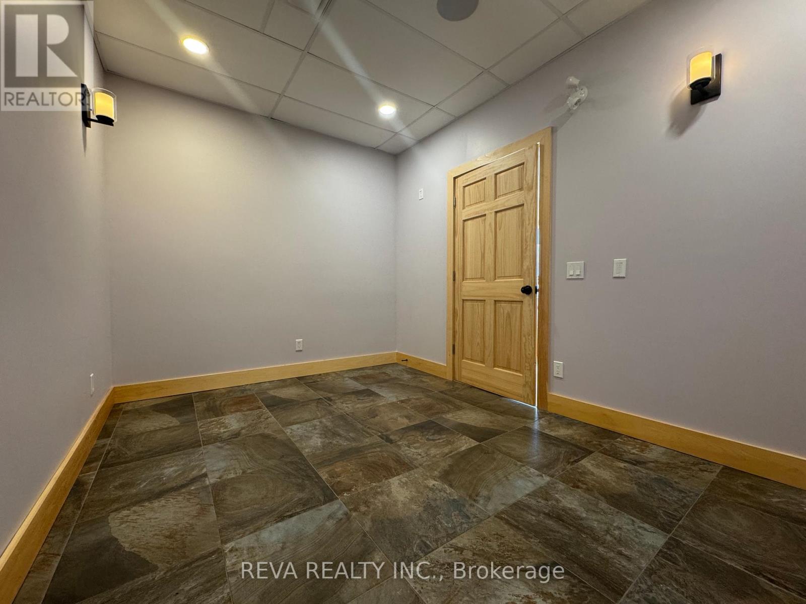 Unit 5 - 10 Hastings St. North, Bancroft (Bancroft Ward), Ontario  K0L 1C0 - Photo 6 - X12487068