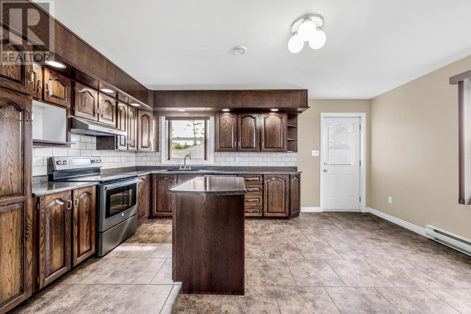 28 Milton Road, Paradise, Newfoundland & Labrador  A1L 1M7 - Photo 14 - 1292087