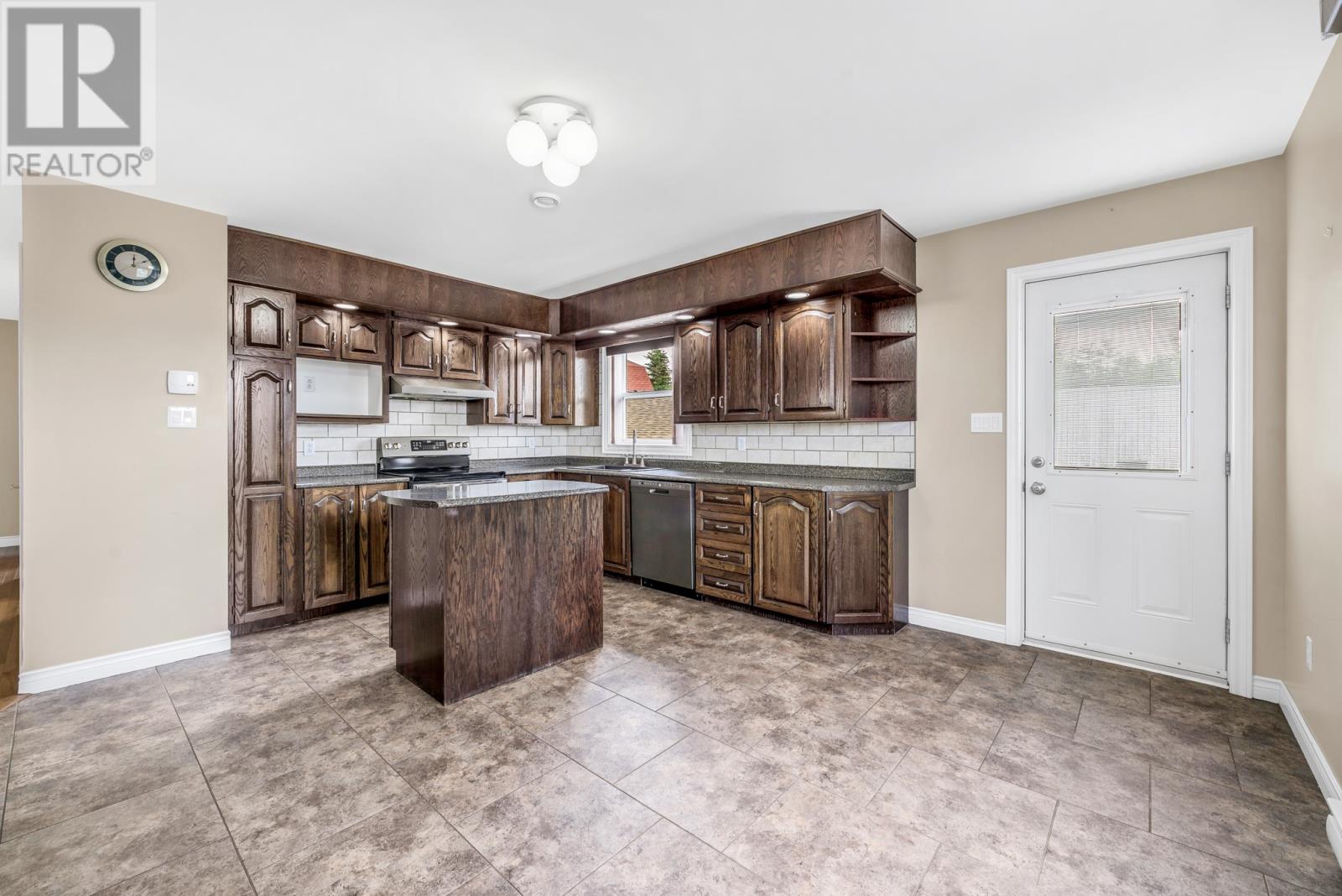 28 Milton Road, Paradise, Newfoundland & Labrador  A1L 1M7 - Photo 15 - 1292087