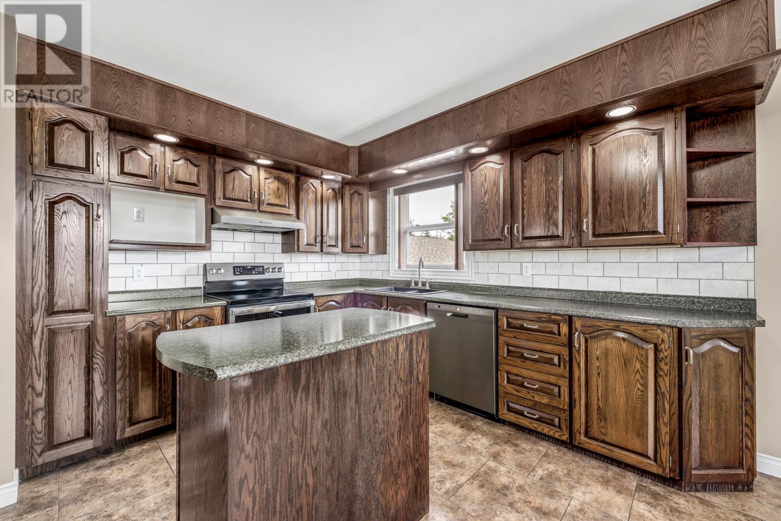 28 Milton Road, Paradise, Newfoundland & Labrador  A1L 1M7 - Photo 16 - 1292087