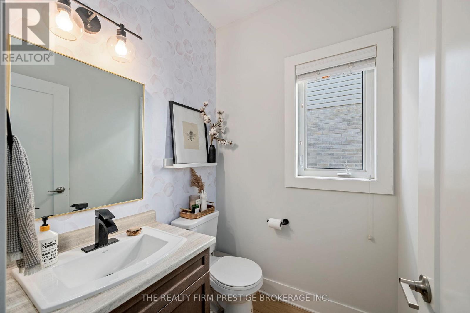 1451 Riverbend Road, London South (South A), Ontario  N6K 0E7 - Photo 17 - X12487083