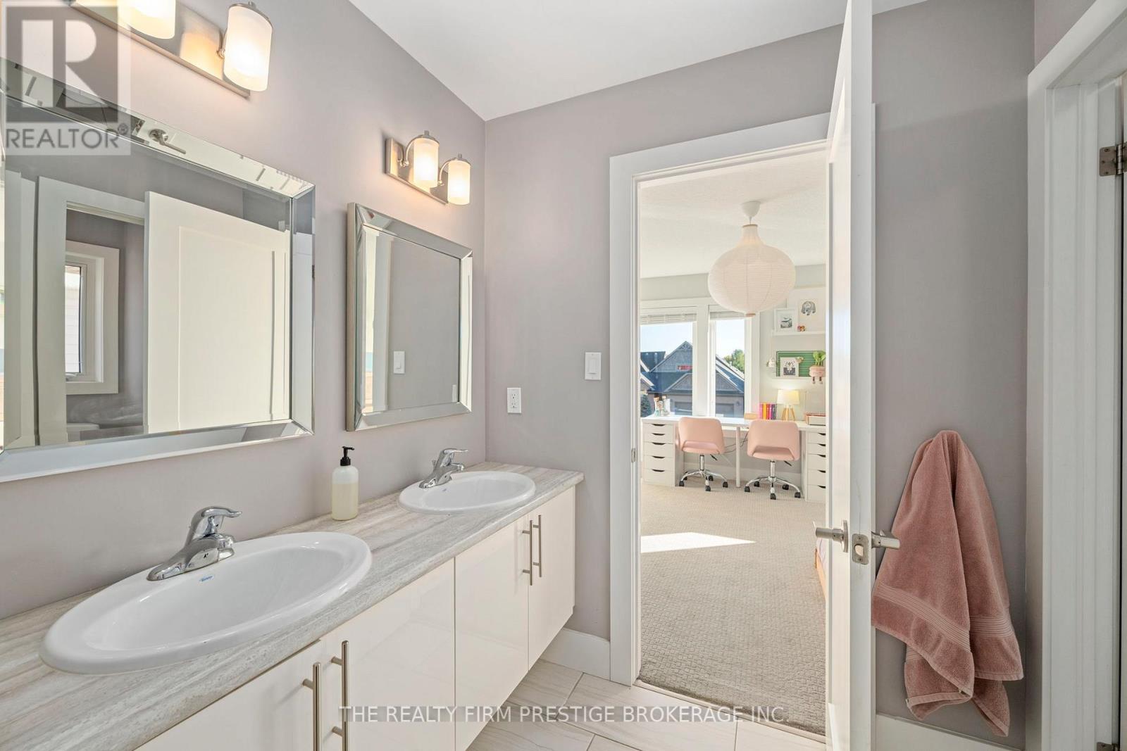 1451 Riverbend Road, London South (South A), Ontario  N6K 0E7 - Photo 25 - X12487083