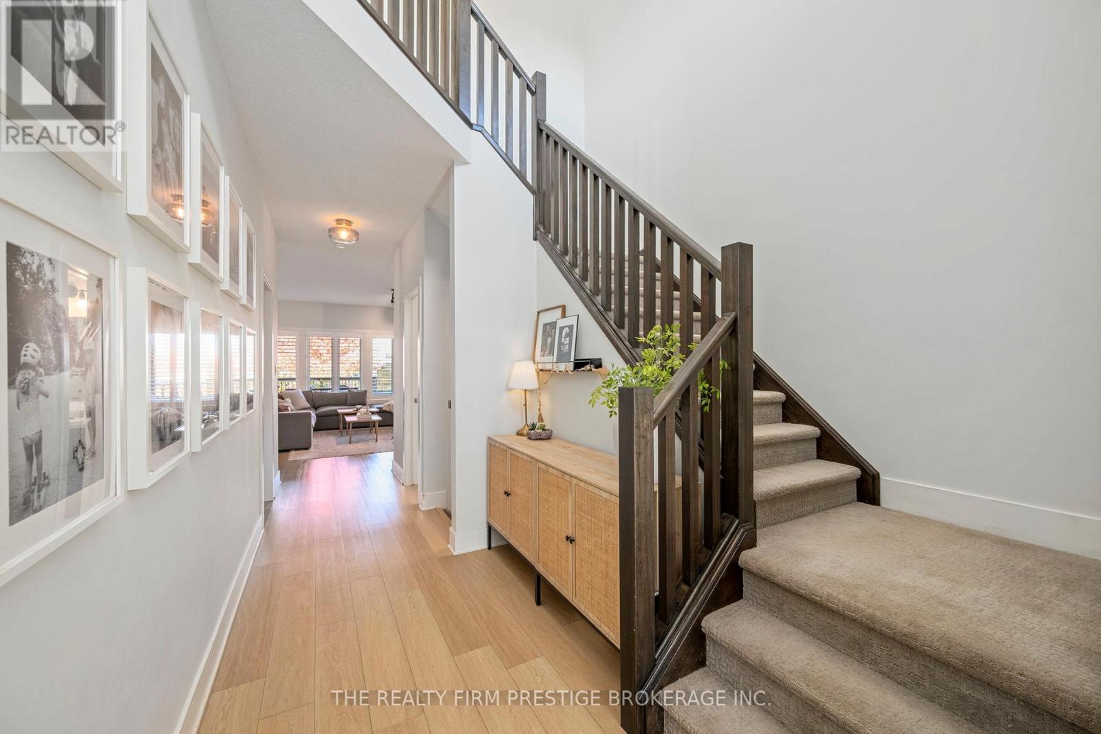 1451 Riverbend Road, London South (South A), Ontario  N6K 0E7 - Photo 6 - X12487083