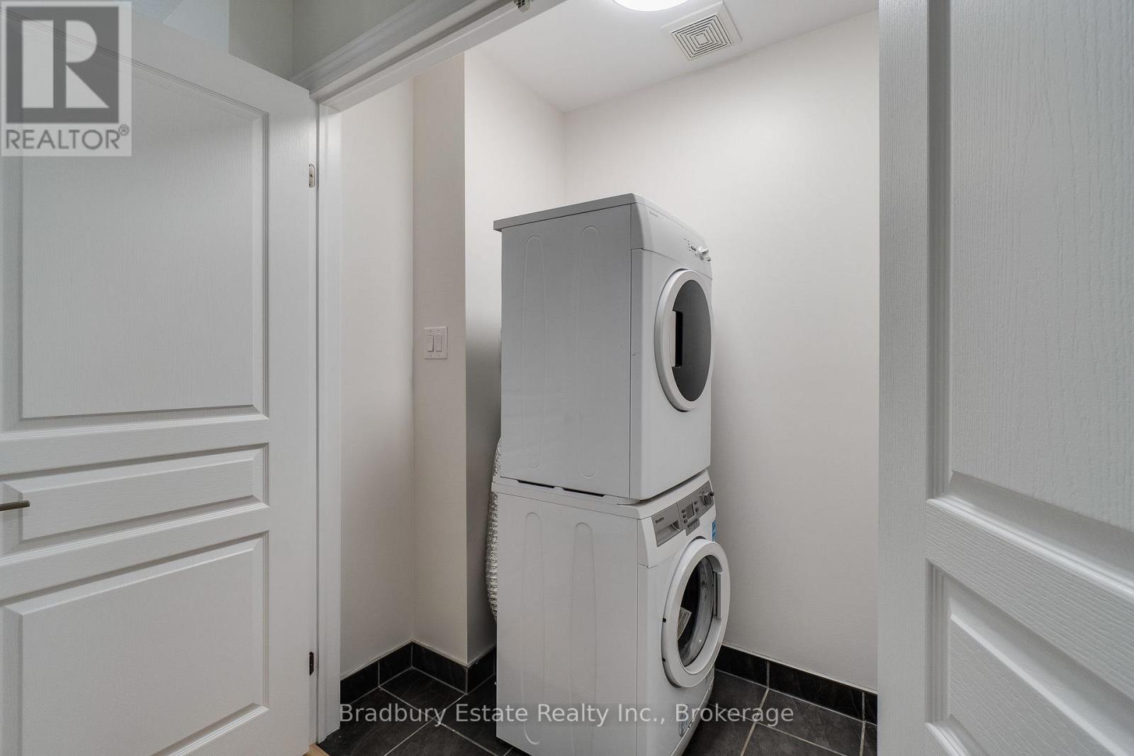 3105 Blackfriar Common, Oakville, Ontario  L6H 0R3 - Photo 19 - W12487086