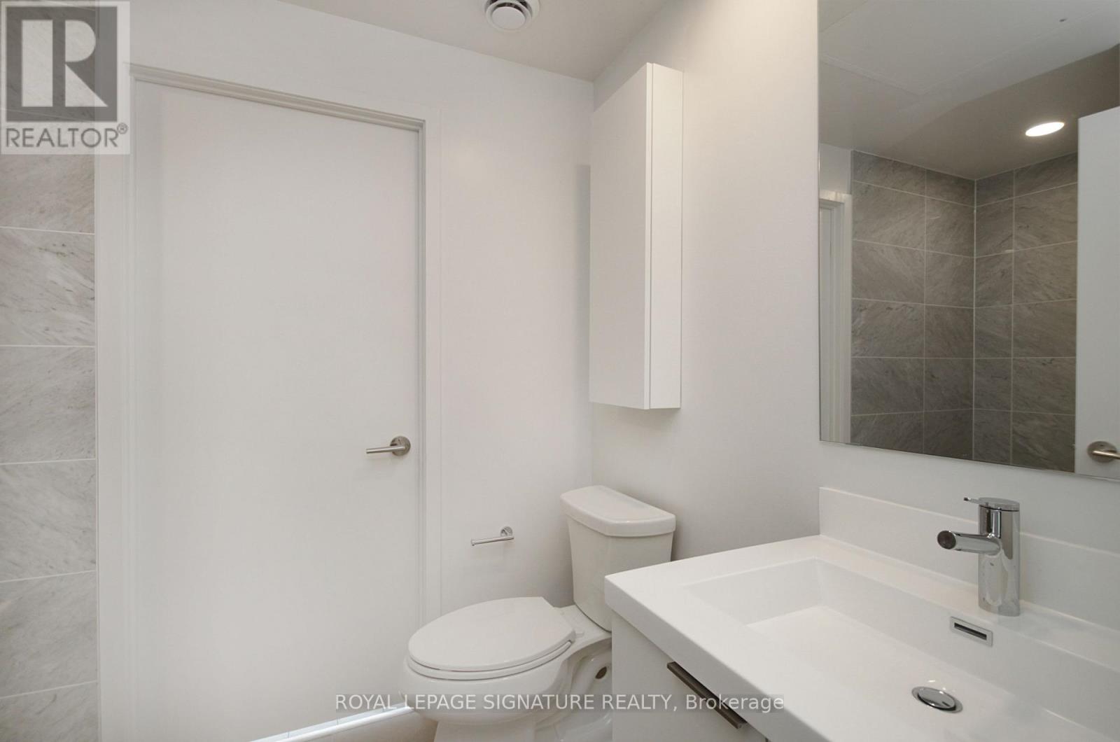 1524 - 20 O'neill Road, Toronto, Ontario  M3C 0R2 - Photo 14 - C12473095