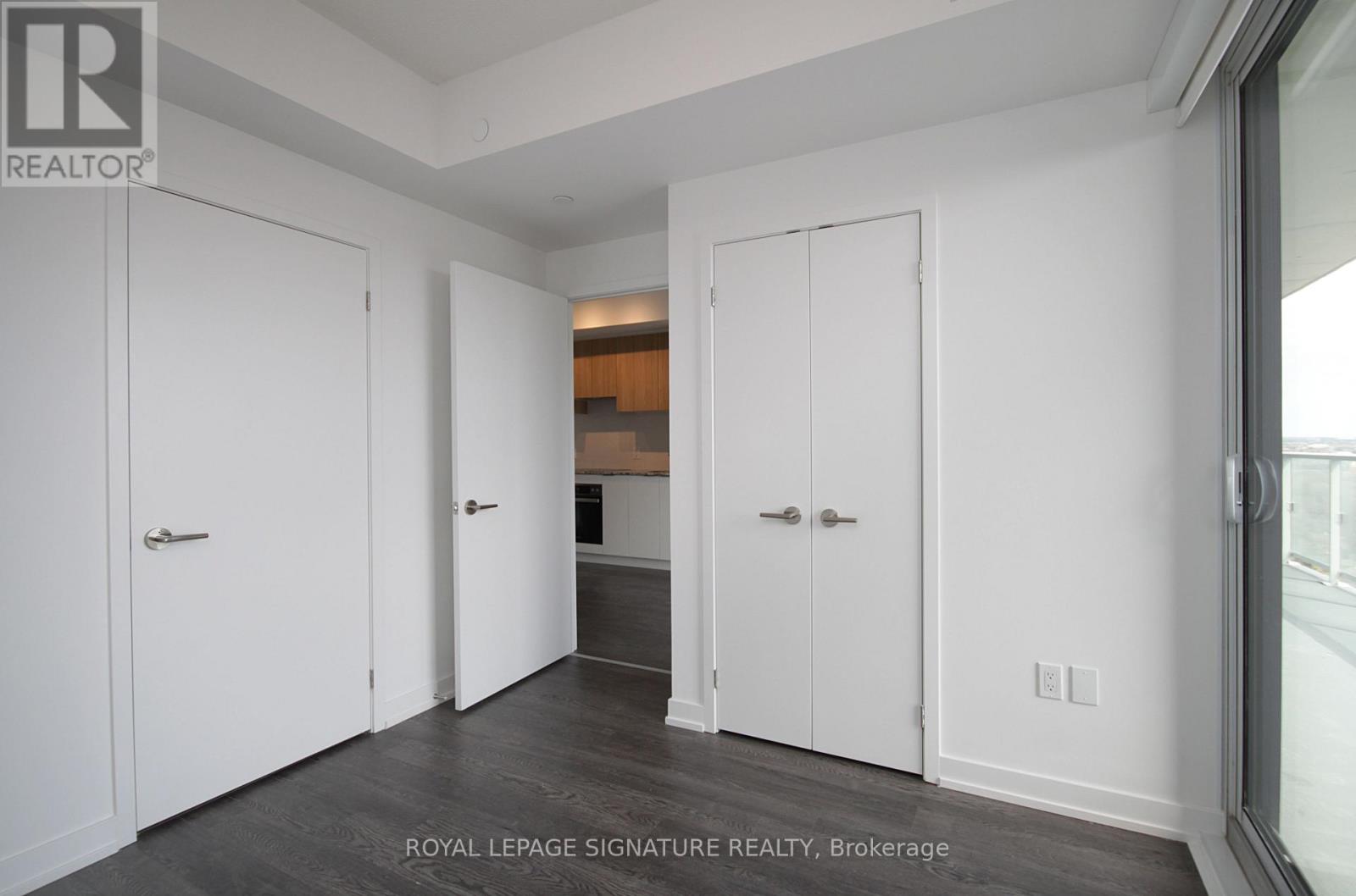 1524 - 20 O'neill Road, Toronto, Ontario  M3C 0R2 - Photo 11 - C12473095