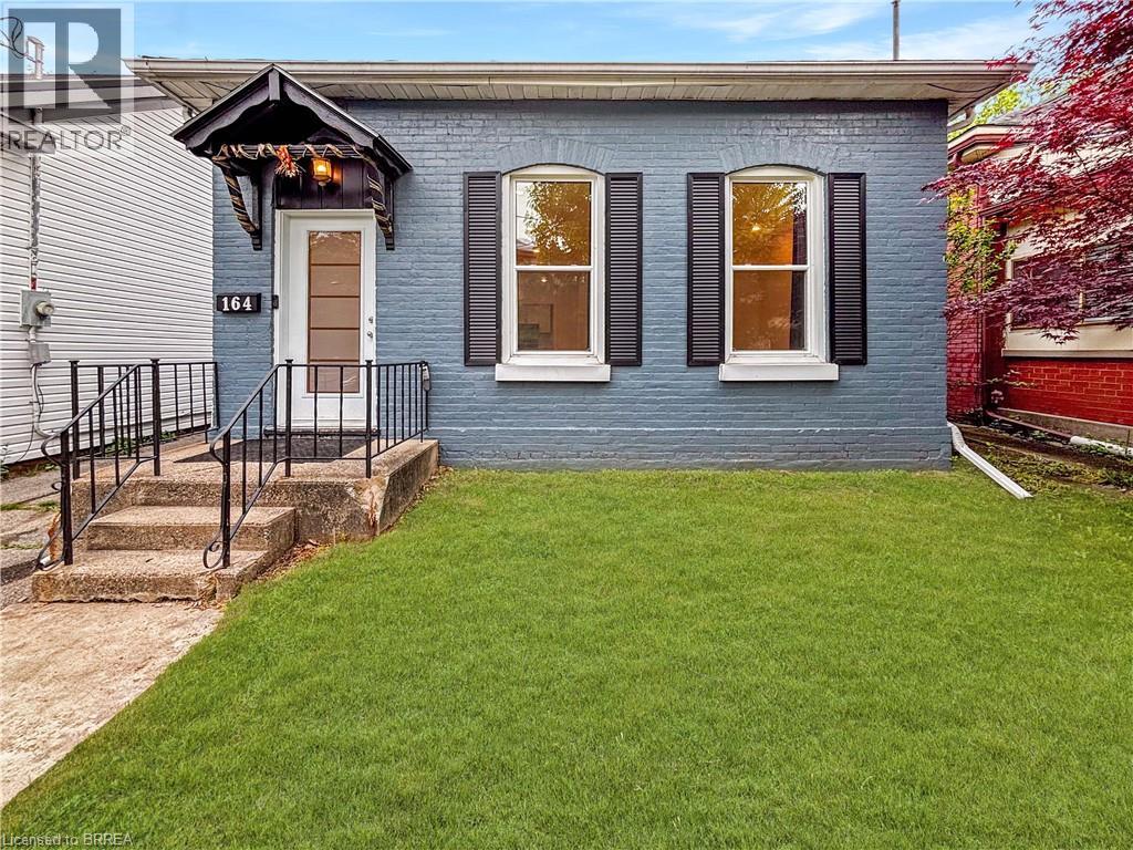 Property at 164 NELSON Street image 2