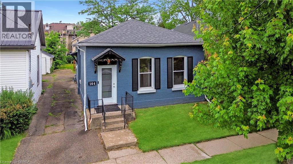 Property at 164 NELSON Street image 4