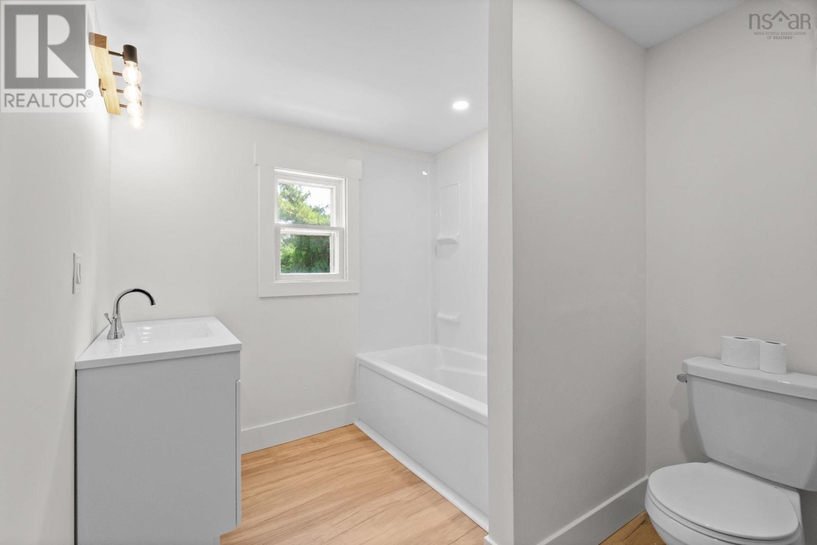 54 Symonds Street, Dartmouth, Nova Scotia  B3A 3L7 - Photo 16 - 202517962