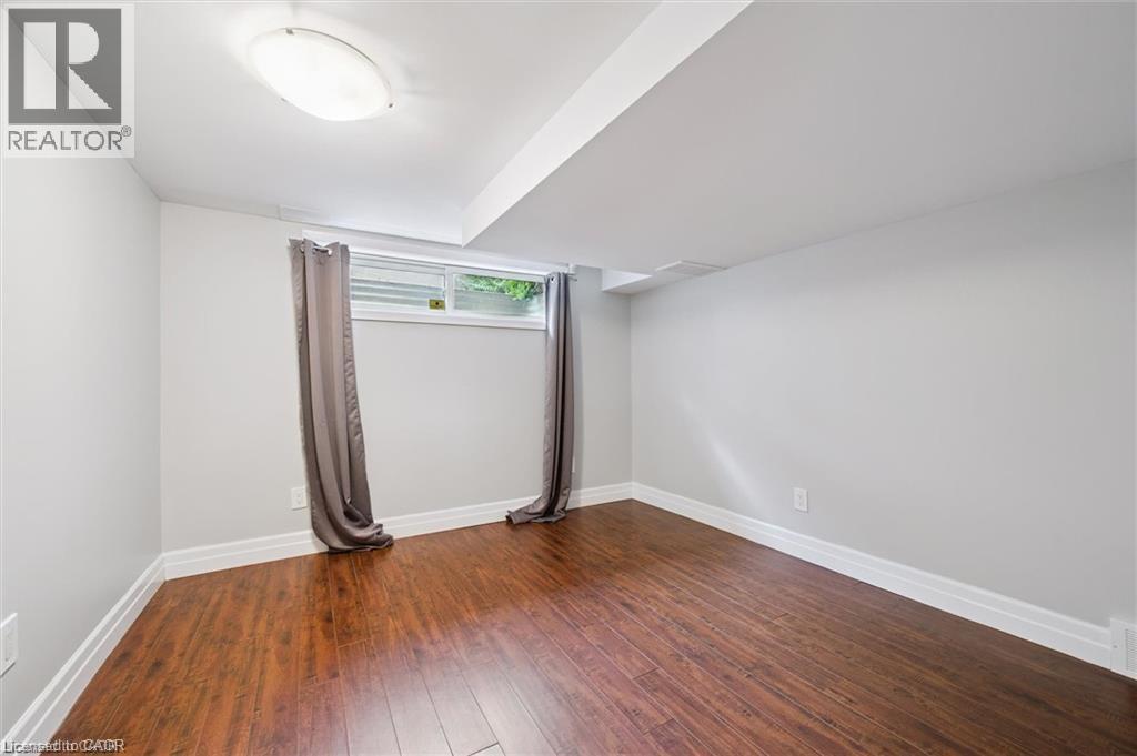 272 Hartwood Place, Kitchener, Ontario  N2H 6B5 - Photo 23 - 40782572