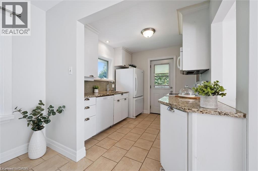 272 Hartwood Place, Kitchener, Ontario  N2H 6B5 - Photo 13 - 40782572