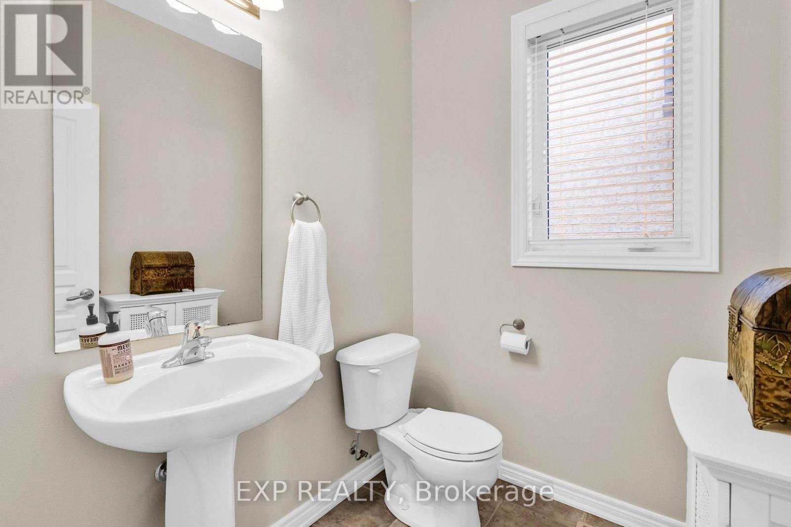 101 Smoothwater Terrace, Markham, Ontario  L6B 0E8 - Photo 18 - N12487087