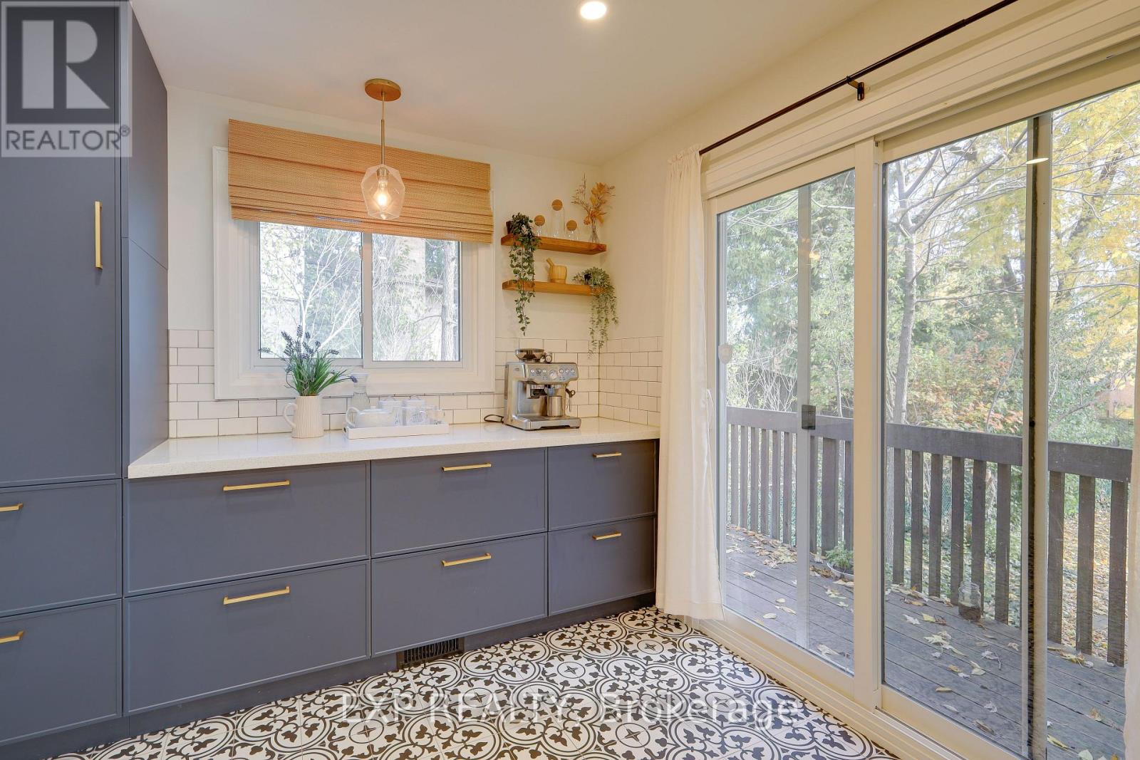 8 Renata Place, Markham, Ontario  L3R 2Y1 - Photo 11 - N12487088