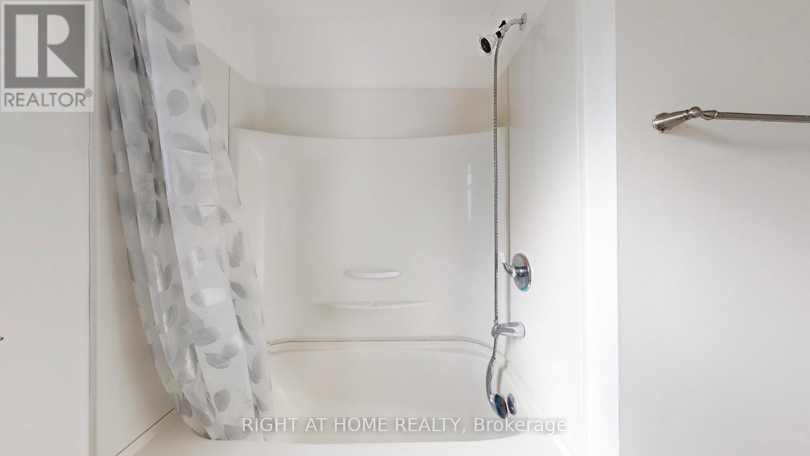 79 Oakes Avenue, Oshawa, Ontario  L1G 6C5 - Photo 21 - E12462115