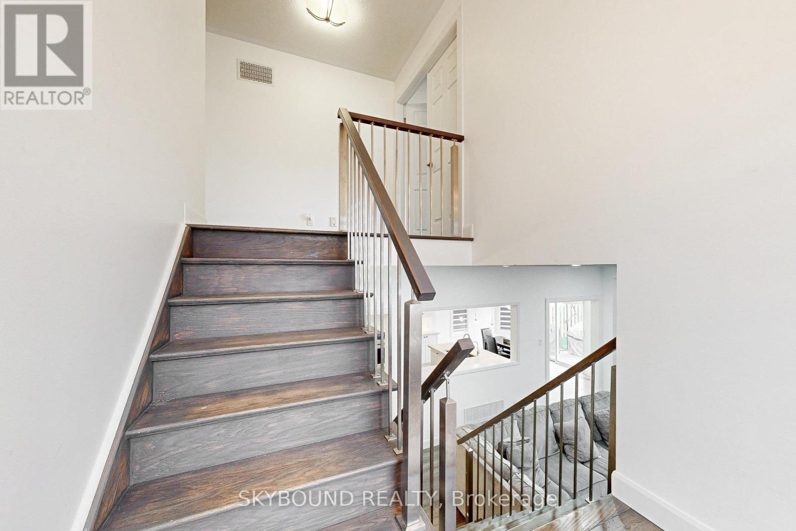 26 Bushberry Road, Brampton, Ontario  L7A 1L3 - Photo 24 - W12487074