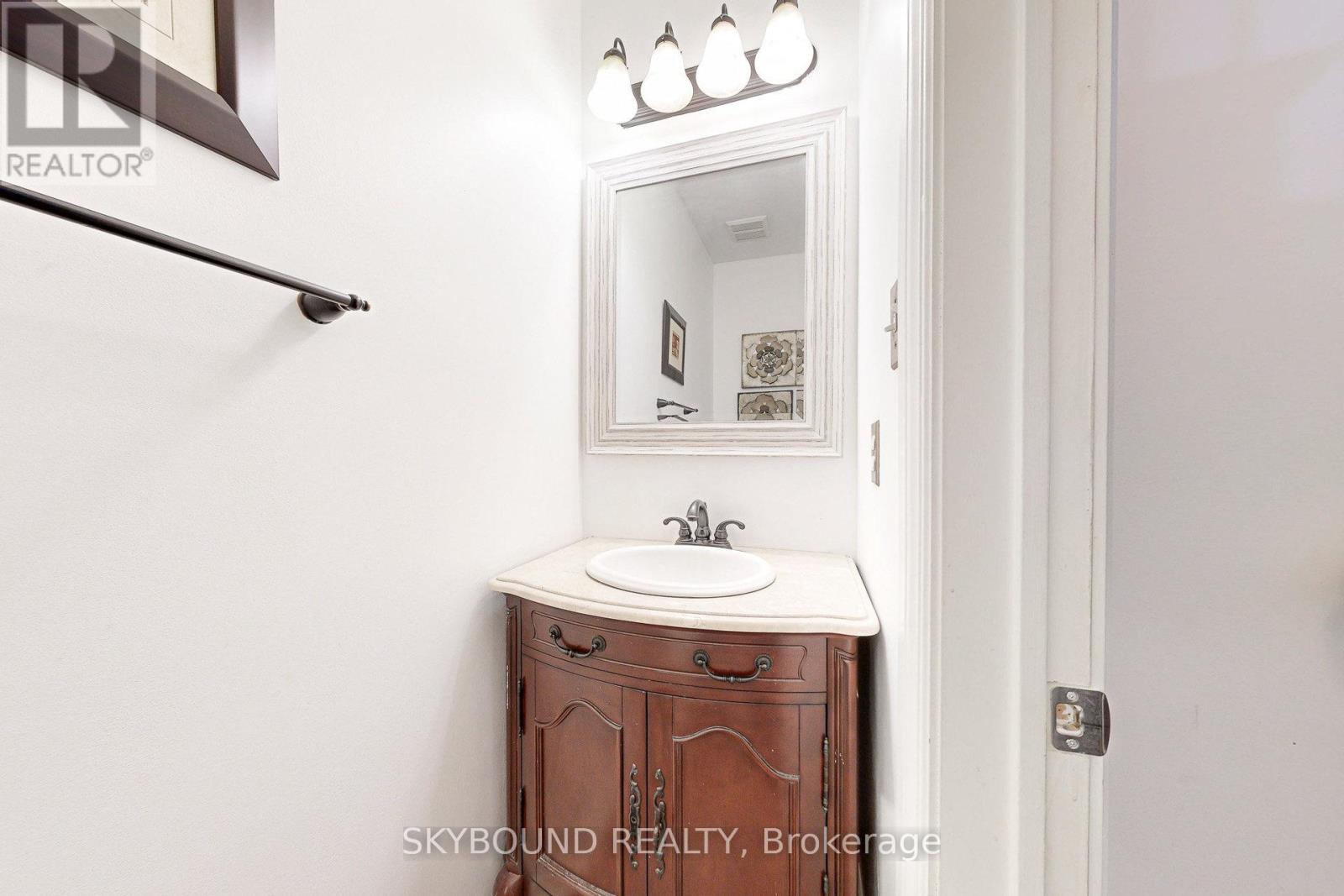 26 Bushberry Road, Brampton, Ontario  L7A 1L3 - Photo 40 - W12487074