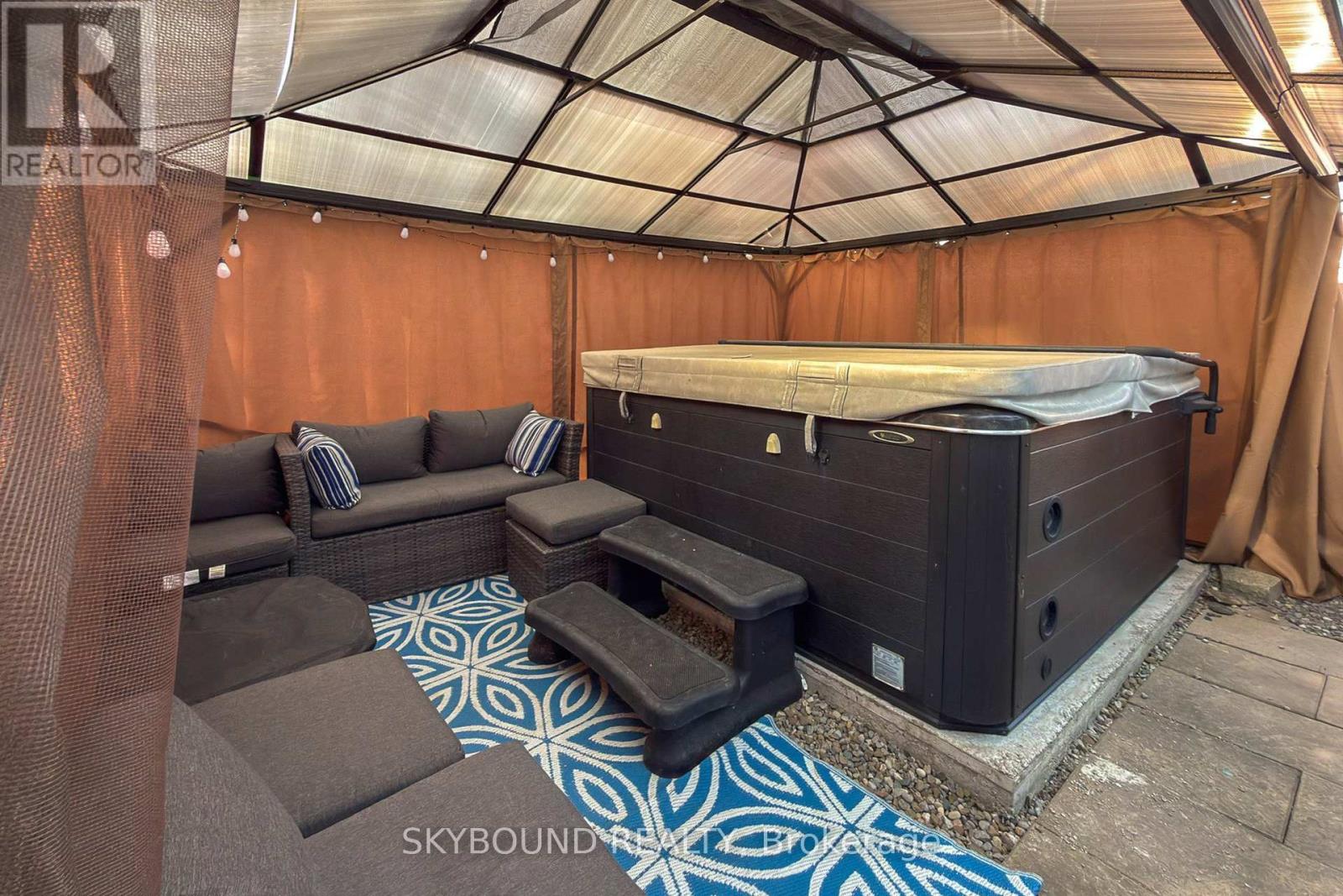 26 Bushberry Road, Brampton, Ontario  L7A 1L3 - Photo 49 - W12487074