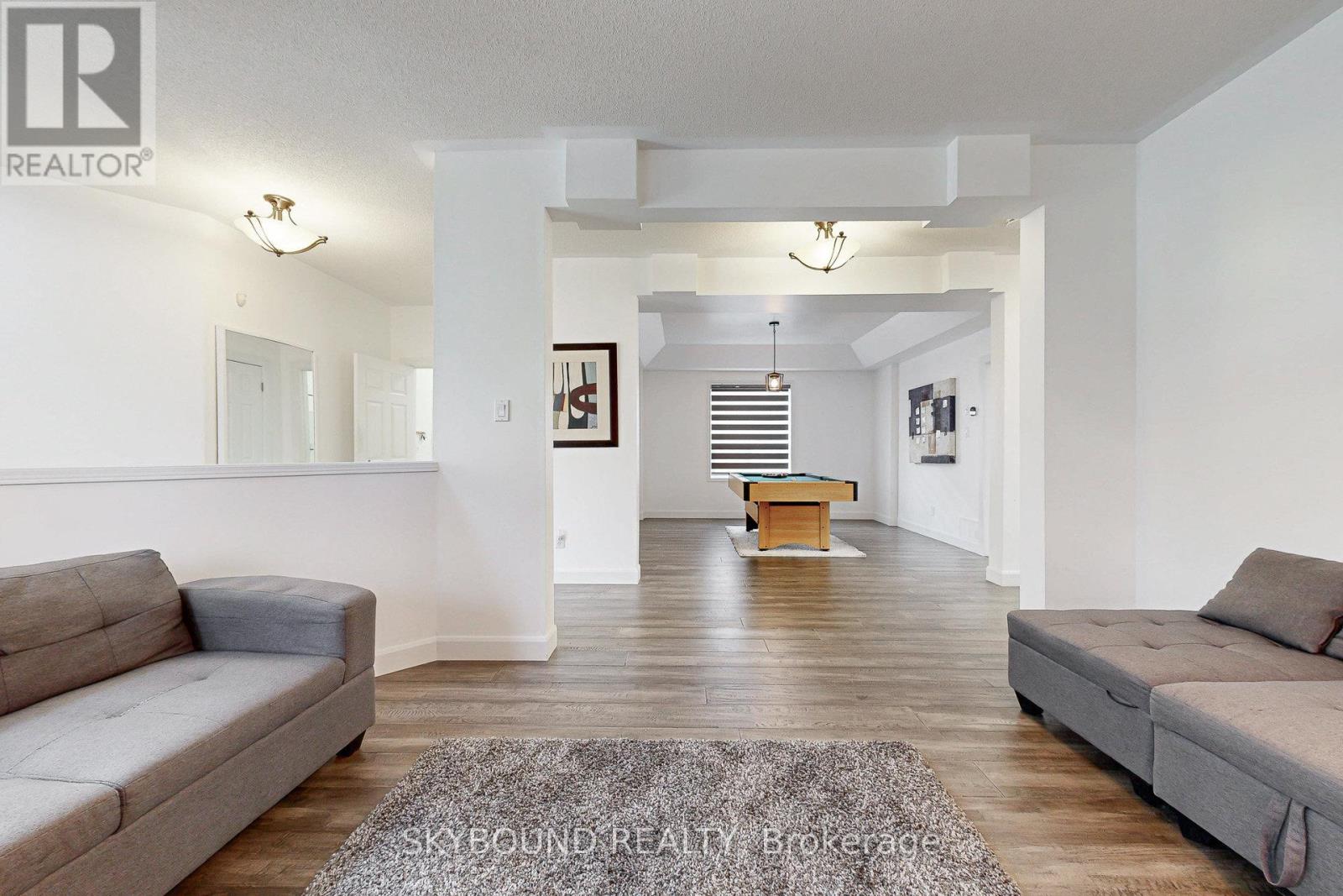 26 Bushberry Road, Brampton, Ontario  L7A 1L3 - Photo 8 - W12487074