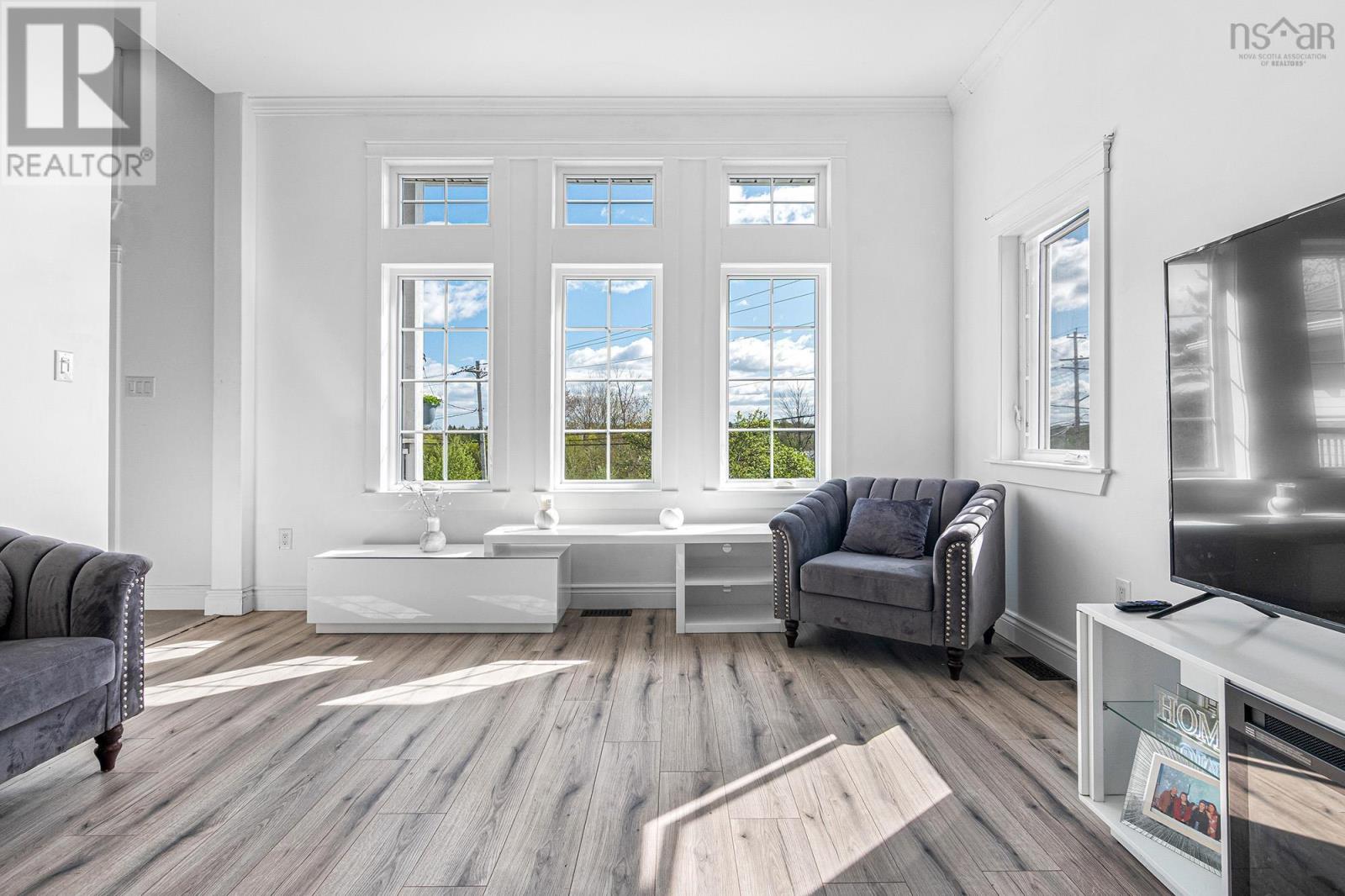 983 Windgate Drive, Beaver Bank, Nova Scotia  B4G 0A7 - Photo 2 - 202512129