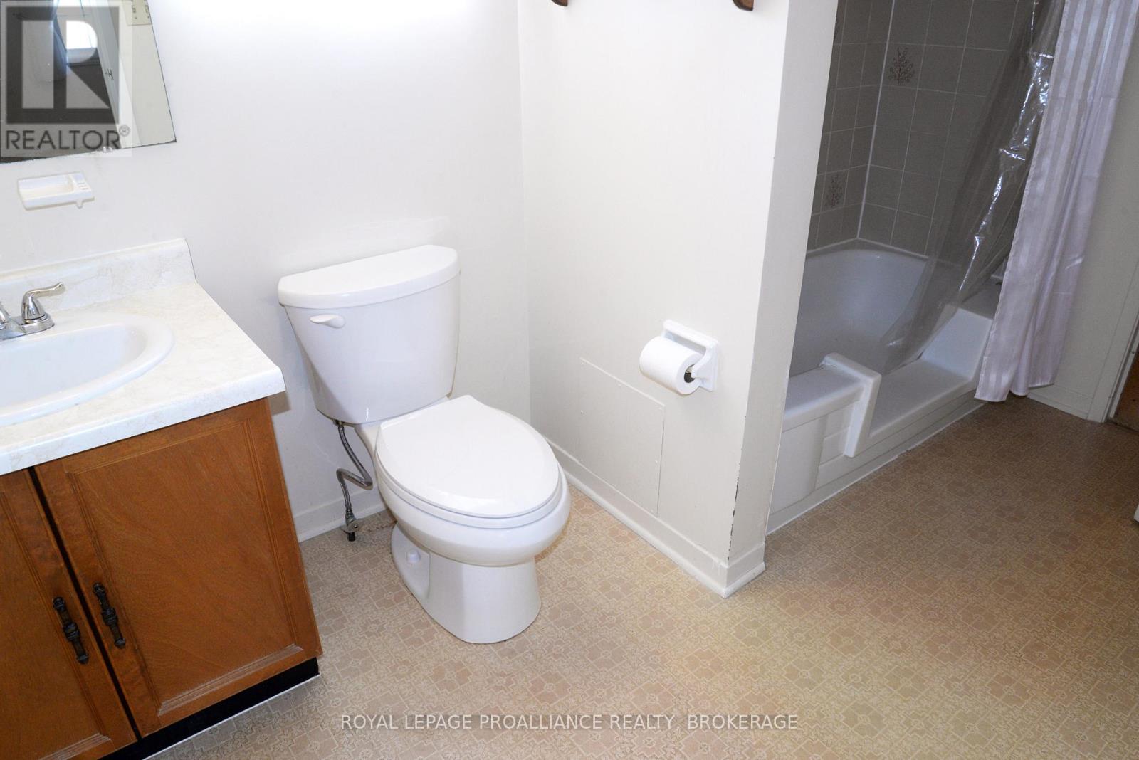 834 Somerset Crescent, Kingston (North Of Taylor-Kidd Blvd), Ontario  K7P 1G5 - Photo 18 - X12487094