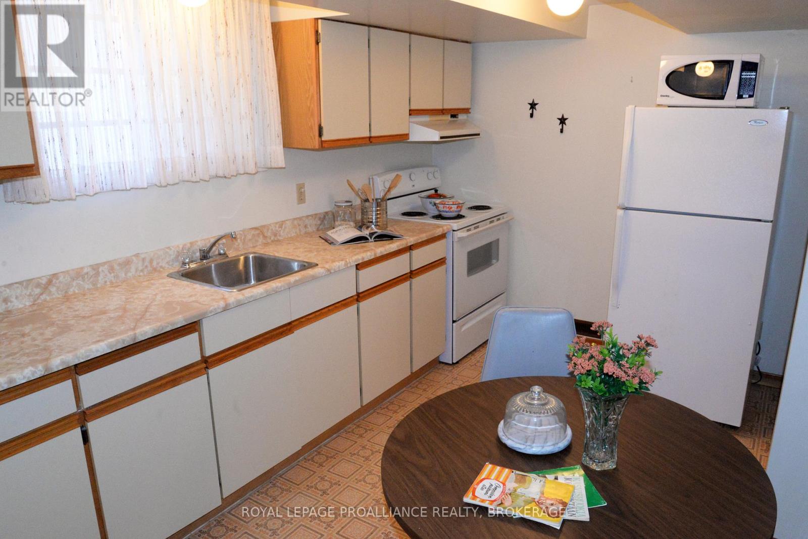 834 Somerset Crescent, Kingston (North Of Taylor-Kidd Blvd), Ontario  K7P 1G5 - Photo 30 - X12487094