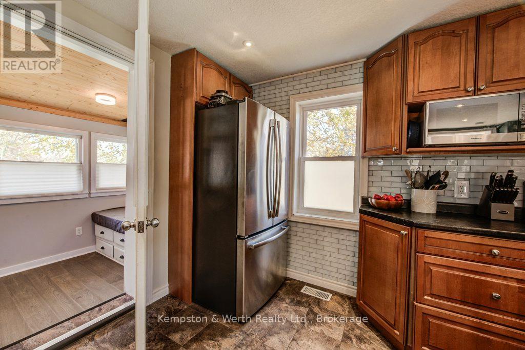 53 Maddison Street E, West Perth, Ontario  N0K 1P0 - Photo 8 - X12487091