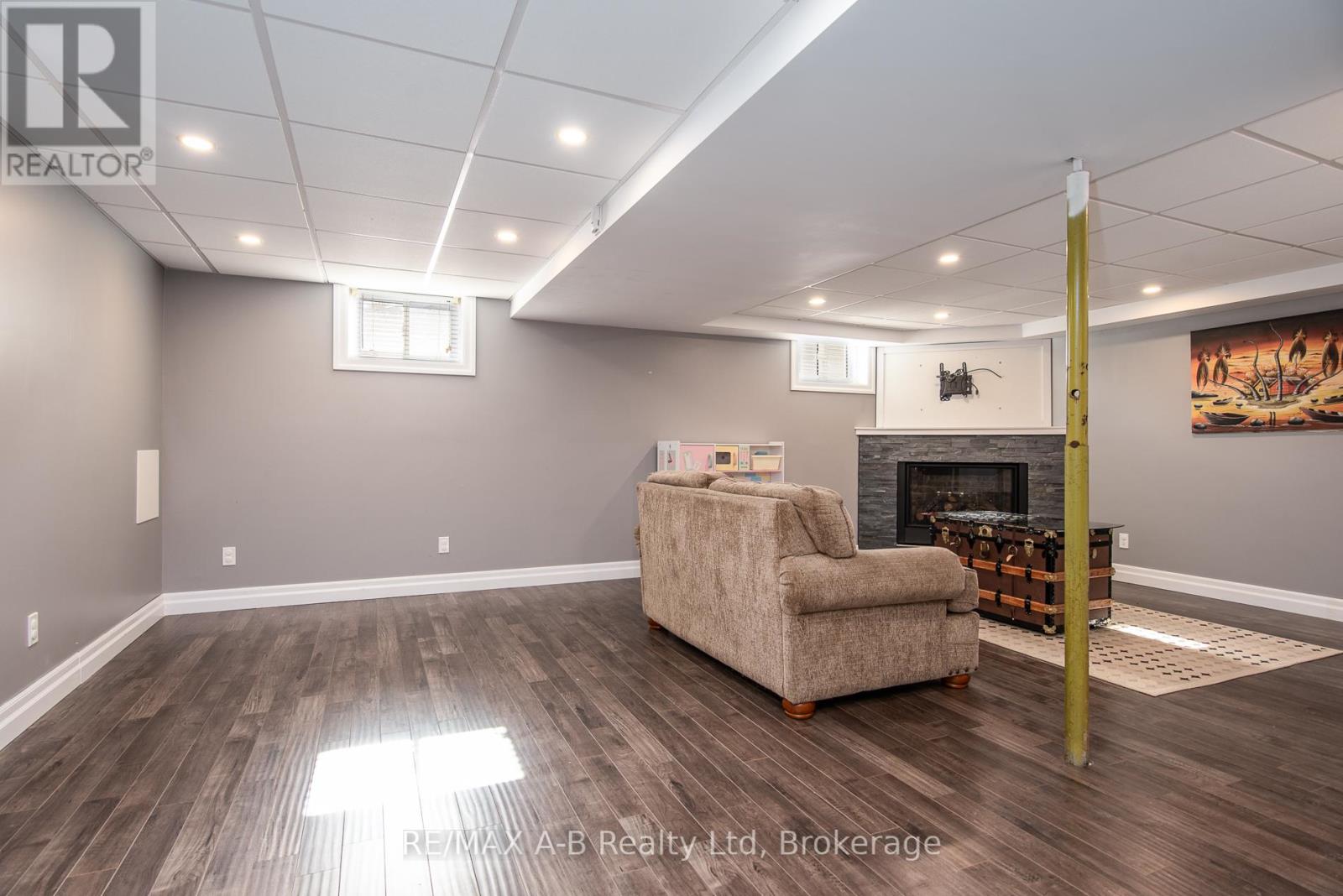 3972 Burns Street, Perth East, Ontario  N0B 2P0 - Photo 35 - X12487097