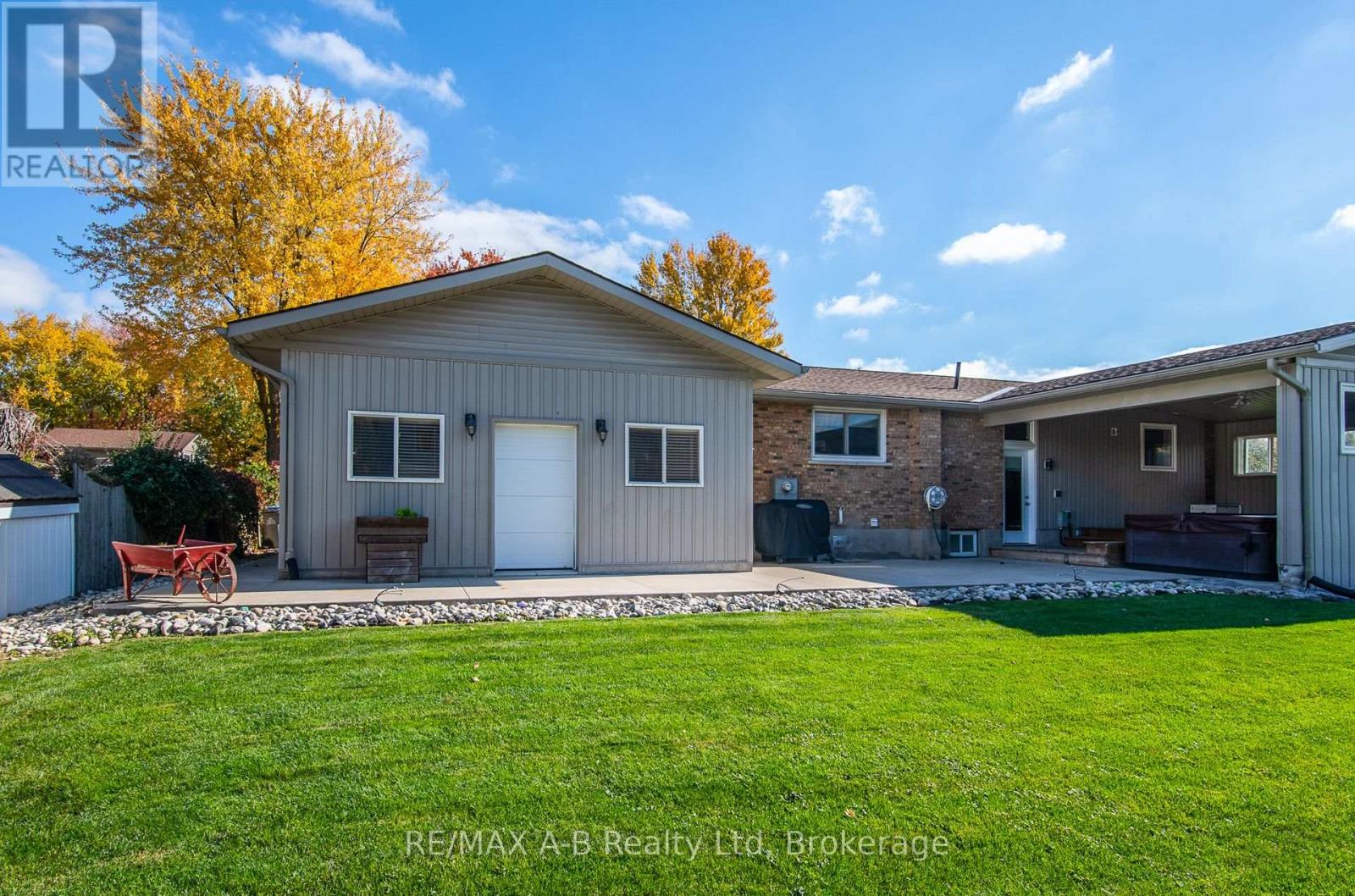 3972 Burns Street, Perth East, Ontario  N0B 2P0 - Photo 4 - X12487097